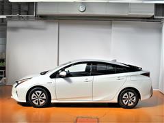 プリウス A プレミアム