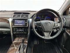 カムリ ハイブリッド Gプレミアム