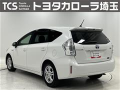 プリウスアルファ S