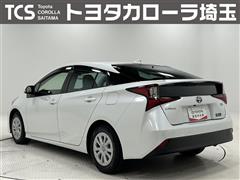 プリウス S セーフティ プラス2