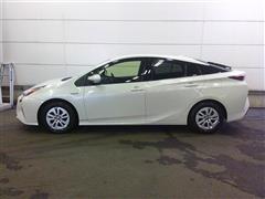 プリウス Sセーフティプラス