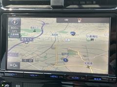 プリウス Sセーフティプラス