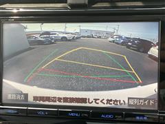 プリウス Sセーフティプラス