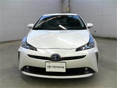 プリウス Sセーフティプラス2