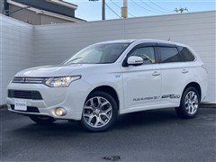 アウトランダーPHEV G ナビパ