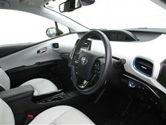 プリウス Aプレミアム