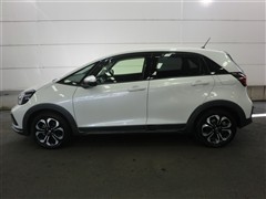 フィット E:HEV クロスター