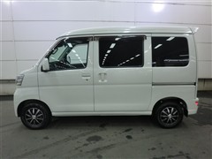 ピクシスV クルースターボ SA3