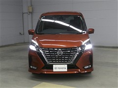 セレナ ハイウェイスター V