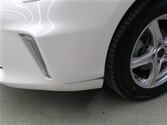 プリウスアルファ Gチューンブラック