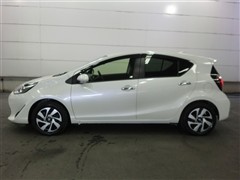 アクア S スタイルブラック