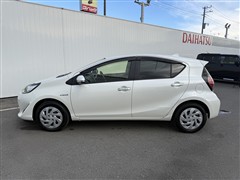 アクア S スタイルブラック