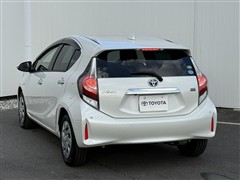 アクア S スタイルブラック