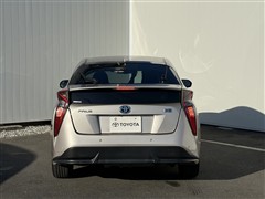 プリウス Aツーリングセレクション