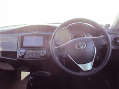 カローラアクシオ 1.5G