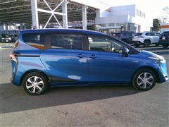 シエンタHEV G クエロ