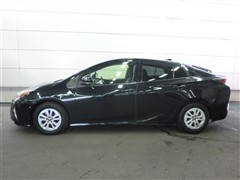 プリウス Sセーフティプラス