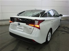 プリウス Sセーフティプラス2