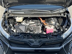 ヴォクシーHEV ZSキラメキ3