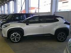 ヤリスクロス HEV Z