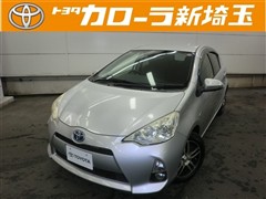 トヨタ アクア G