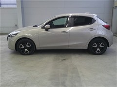 MAZDA2 15BD