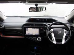 アクア X-アーバン