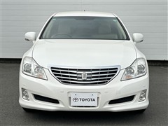 クラウン ロイヤルサルーンアニバーサリ