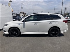 アウトランダーPHEV ブラックED