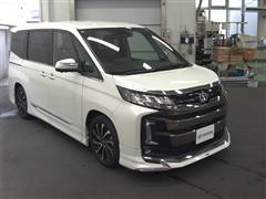 ノアHEV S-Z