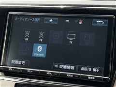 プリウスアルファ S