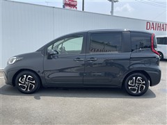 シエンタ HEV Z 5ニンノリ
