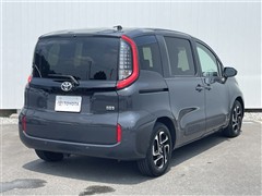 シエンタ HEV Z 5ニンノリ