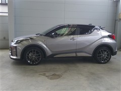 C-HR HEV S GRスポーツ