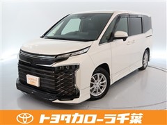 トヨタ ヴォクシー HV S-Z