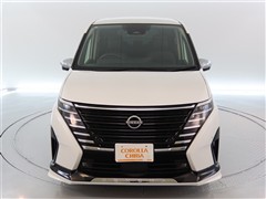 セレナ e-POWERハイウェイスターV