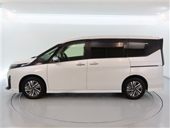 セレナ e-POWERハイウェイスターV