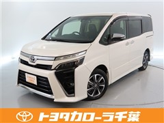 トヨタ ヴォクシー ZS キラメキ 3