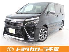 トヨタ　ヴォクシー ZS キラメキ 3