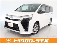 トヨタ ヴォクシー HV ZS キラメキ 2