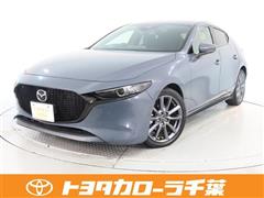 マツダ　MAZDA3 ファストバック プロア