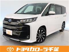 トヨタ　ノア HV S-Z