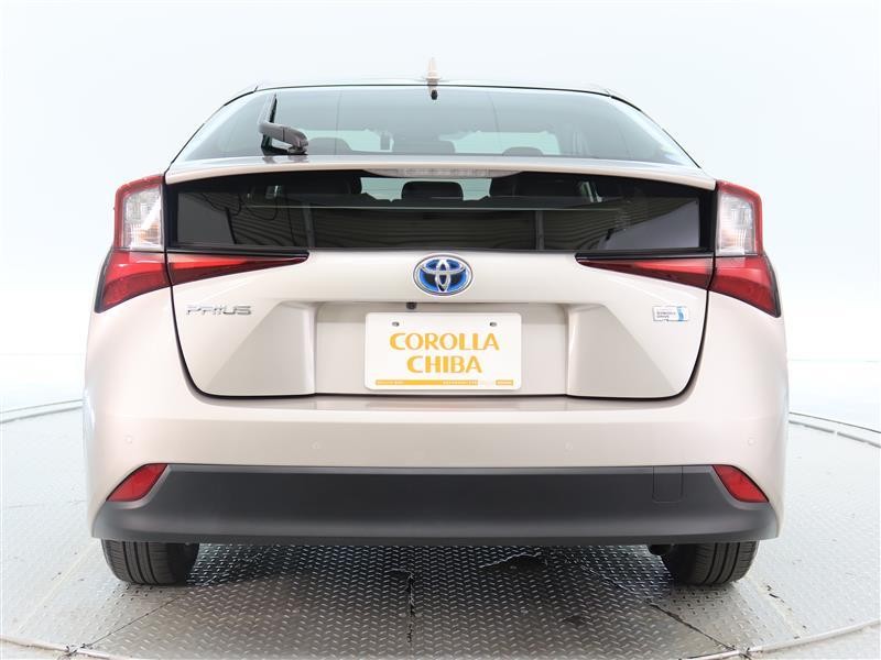 プリウス　ちょびさん　左上下 槌屋ヤック株式会社