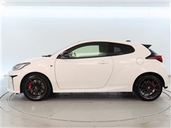 GRヤリス RZ ハイパフォ-マンス