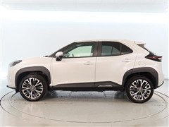 ヤリスクロス HV Z