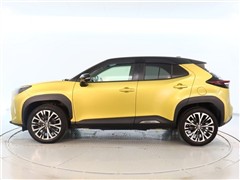 ヤリスクロス HV Z