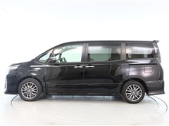 ヴォクシー ZS キラメキ 2