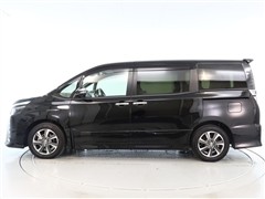 ヴォクシー ZS キラメキ 3