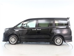 ヴォクシー HV ZS キラメキ 2