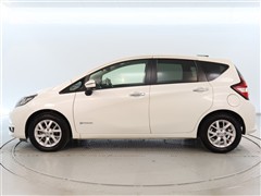 ノート e-POWER メダリスト